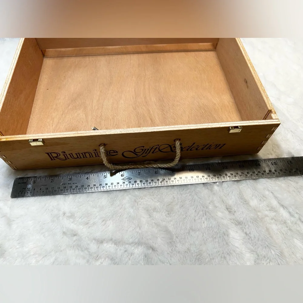 Vintage Riunite Wooden Wine Crate Box Storage Crate Made in Italy
